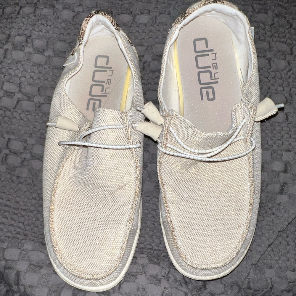 Women’s Wendy Hey Dudes.